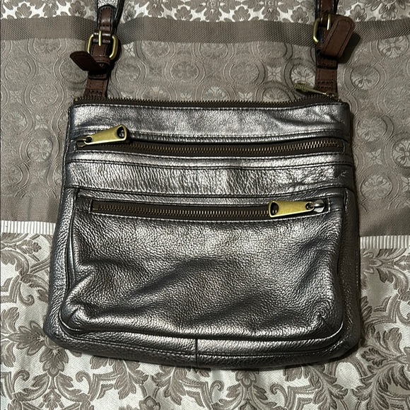 Fossil metallic bronze Crossbody Bag with Adjustable Straps - Picture 4 of 6